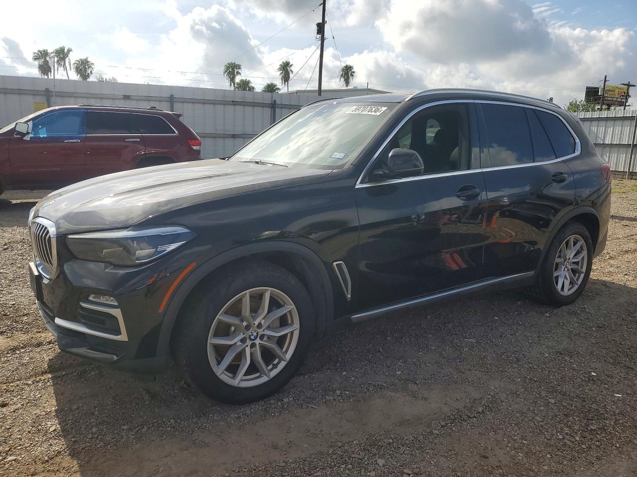 5UXCR4C05M9F92309 · 2021 BMW X5