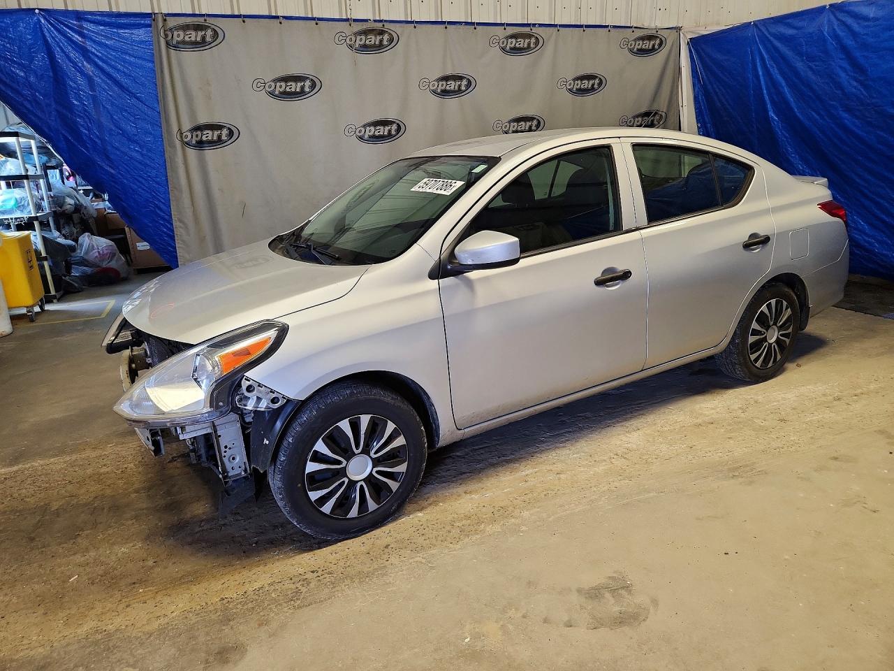 3N1CN7AP1KL816775 · 2019 NISSAN VERSA