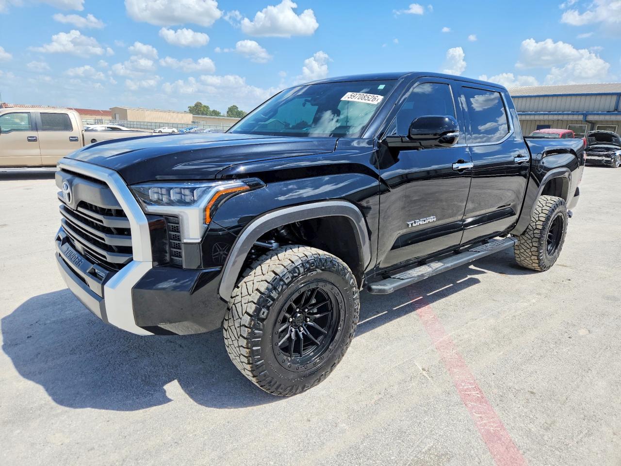 5TFJA5DB2SX324748 · 2025 TOYOTA TUNDRA