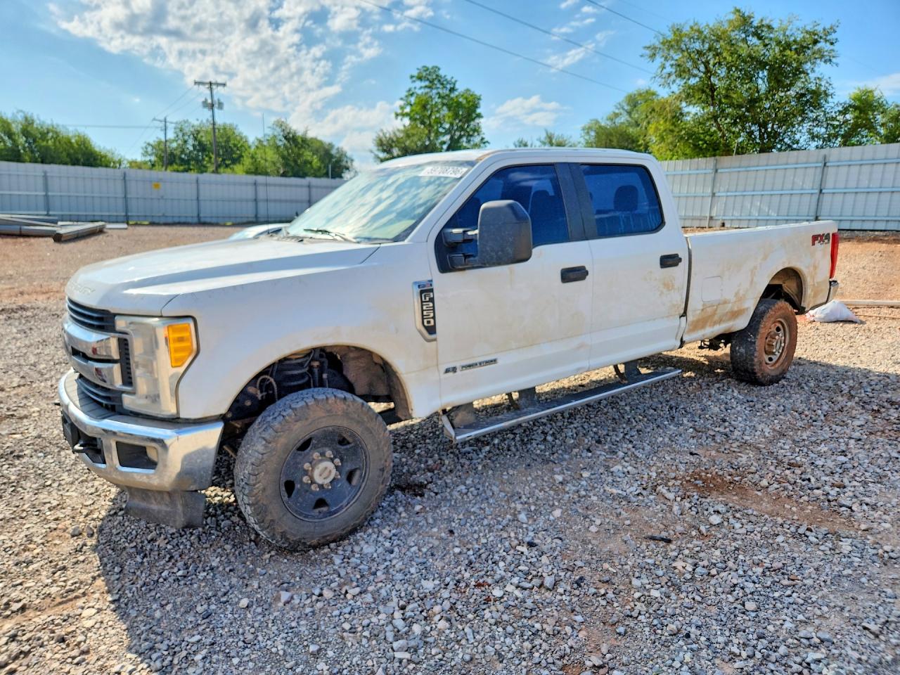 1FT7W2BT4HEF35489 · 2017 FORD F250