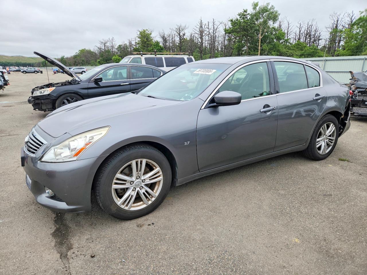 JN1CV6AR0FM522338 · 2015 INFINITI Q40