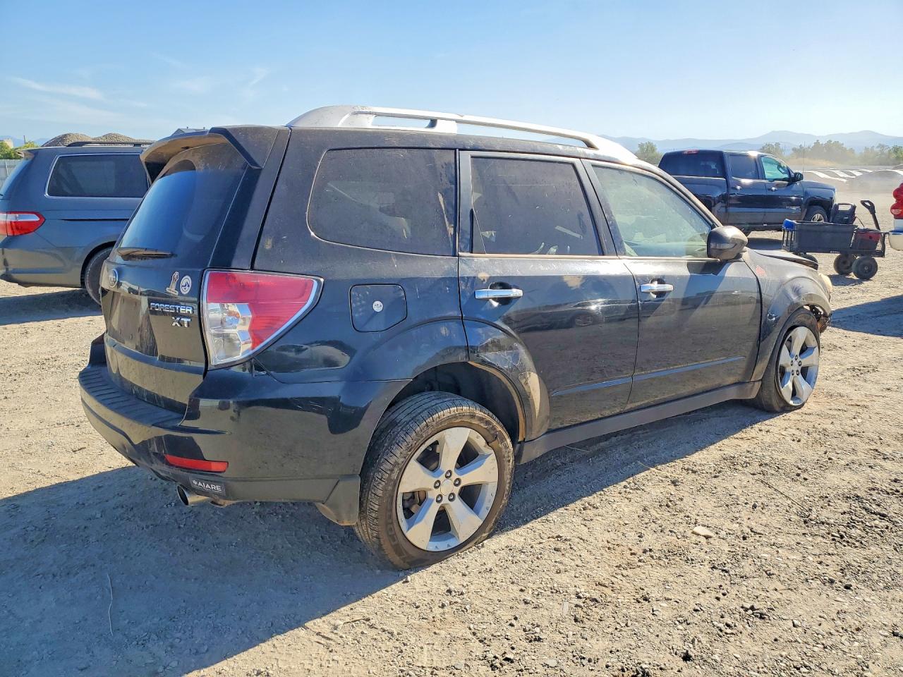 JF2SHGGC8BH739472 · 2011 SUBARU FORESTER · 3/12