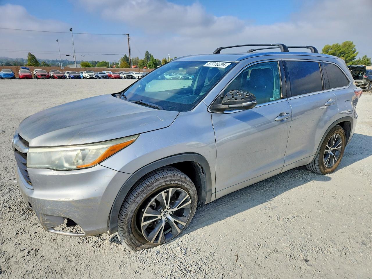 5TDKKRFHXGS129617 · 2016 TOYOTA HIGHLANDER