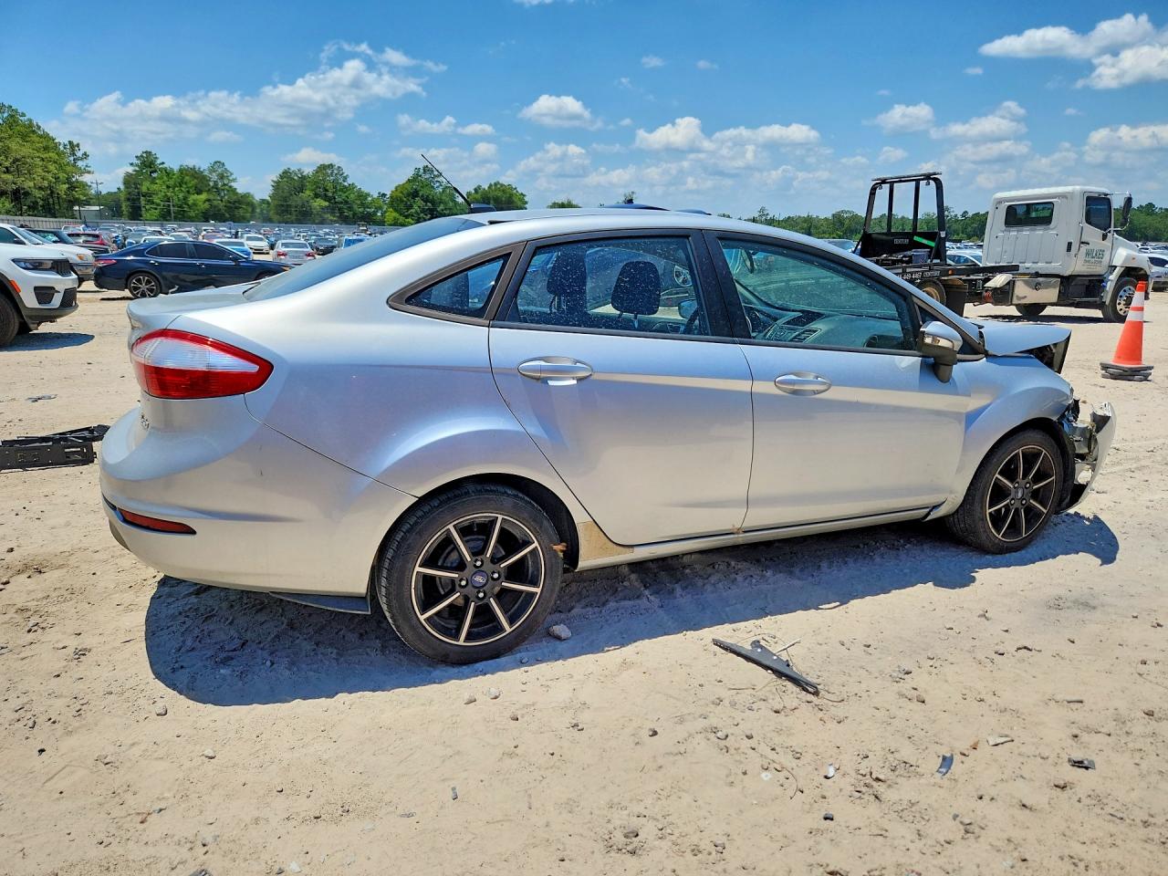 3FADP4BJ7GM184571 · 2016 FORD FIESTA · 3/13