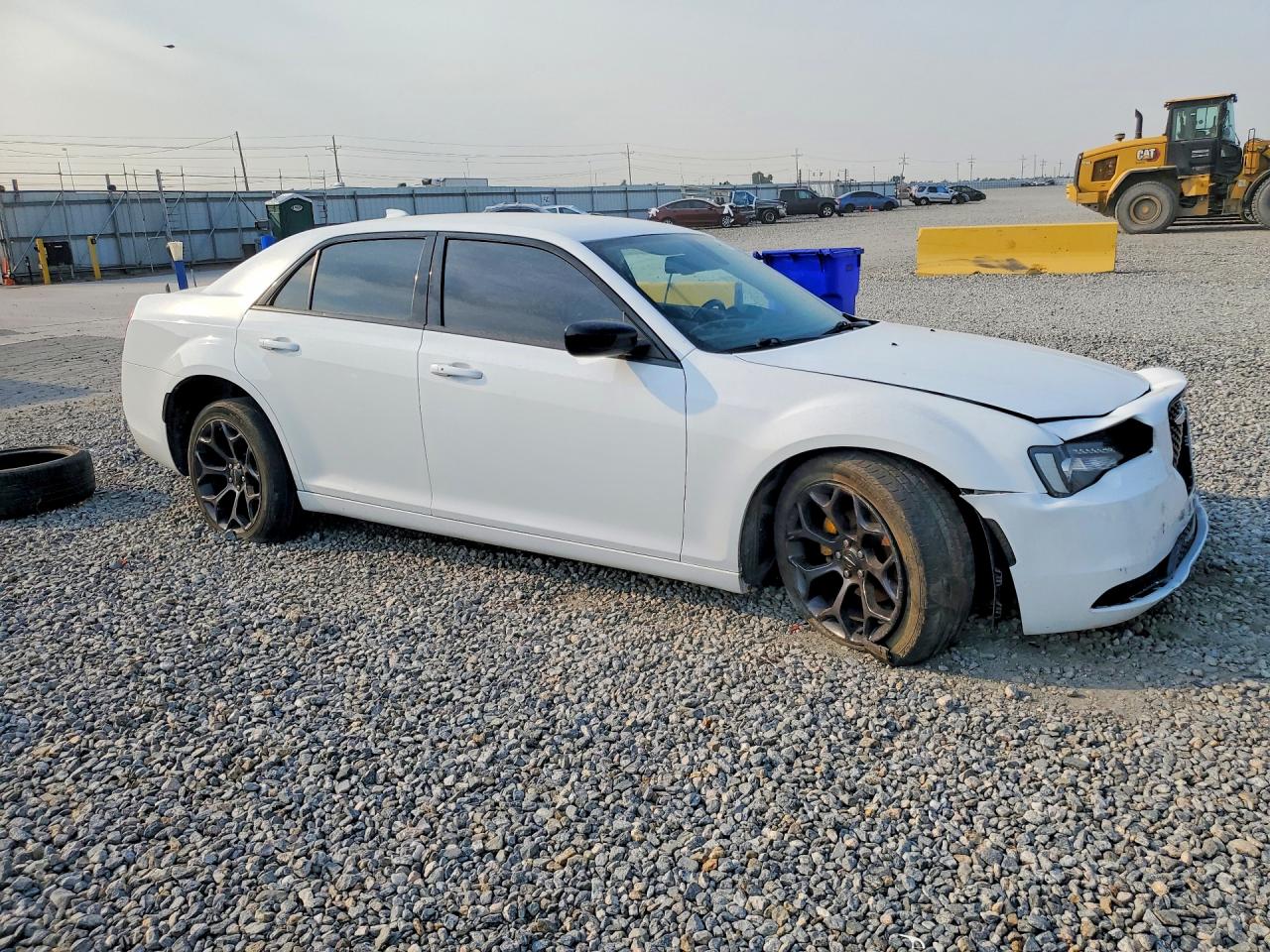 2C3CCAAG2KH590307 · 2019 CHRYSLER 300 · 4/13