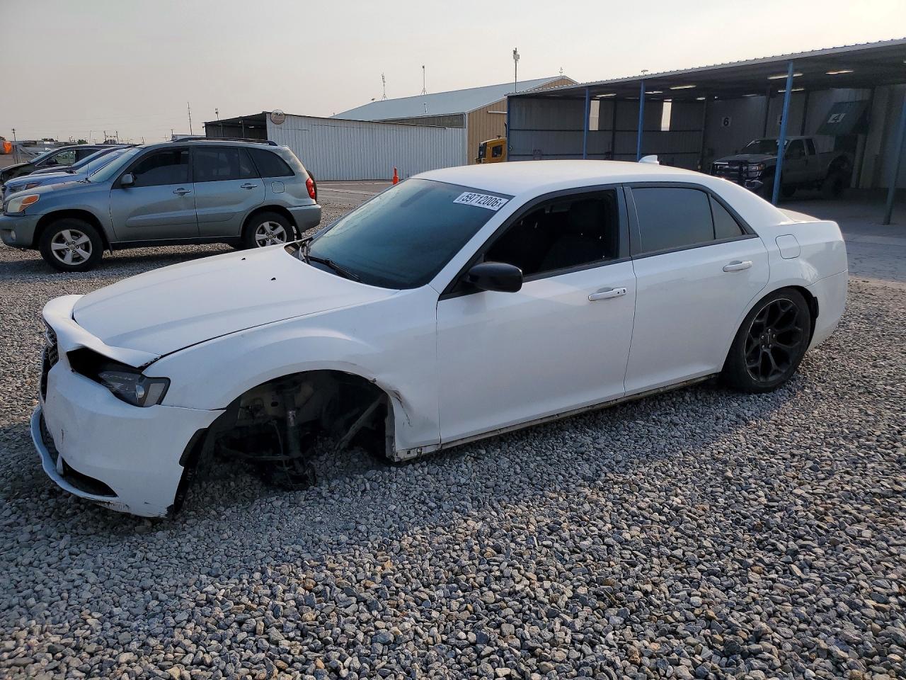 2019 CHRYSLER 300