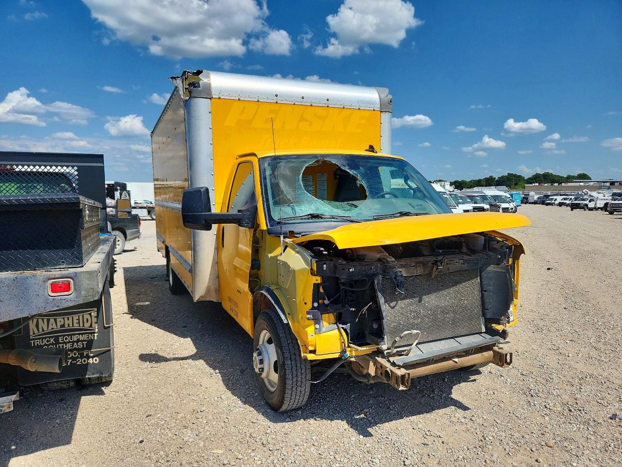 7GZ37TC76NN002562 · 2022 GMC SAVANA