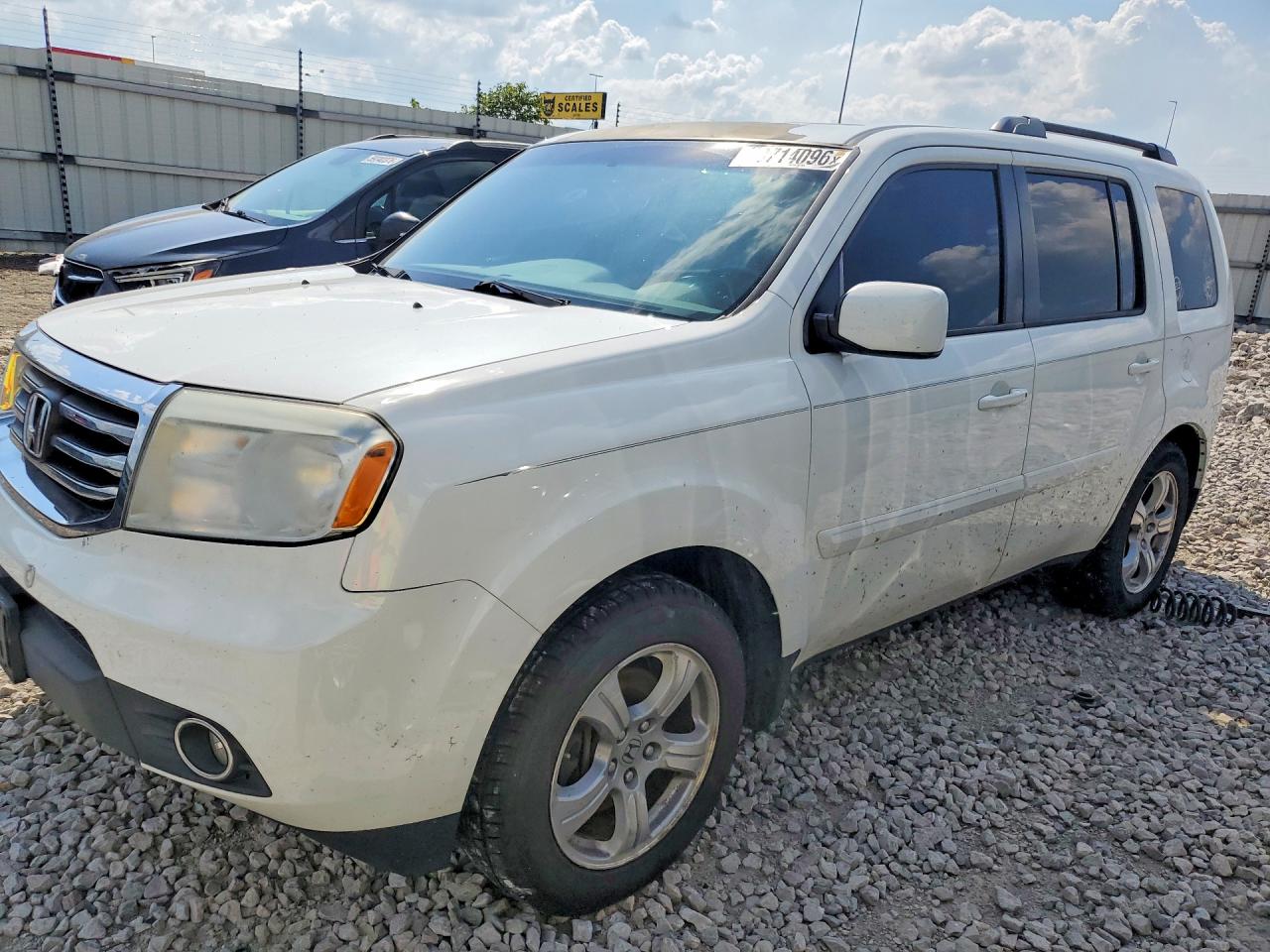 5FNYF4H5XEB021486 · 2014 HONDA PILOT