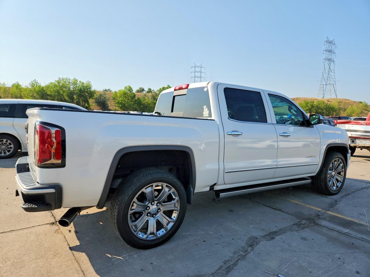 3GTU2PEC1GG337953 · 2016 GMC SIERRA · 3/13
