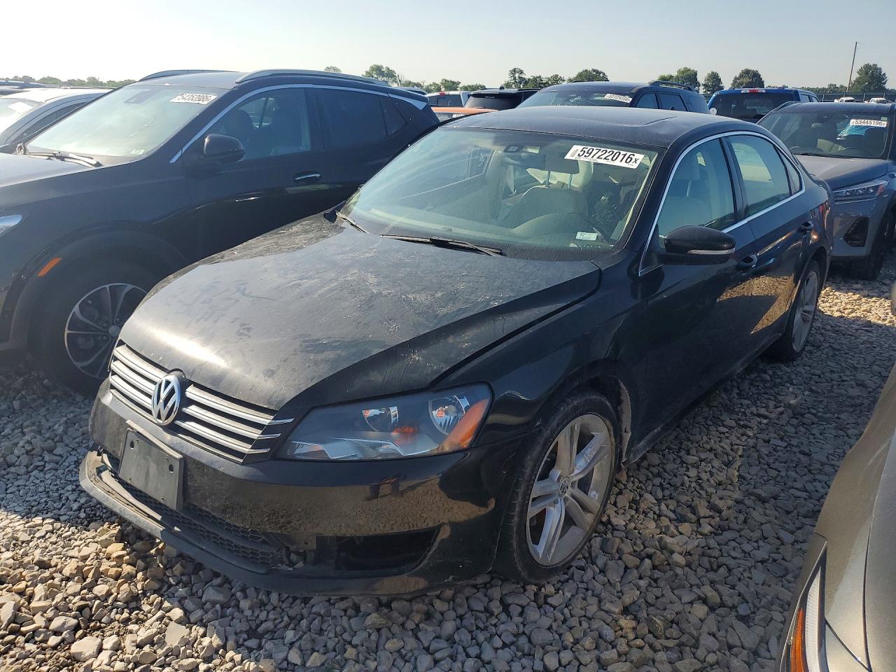 2014 VOLKSWAGEN PASSAT