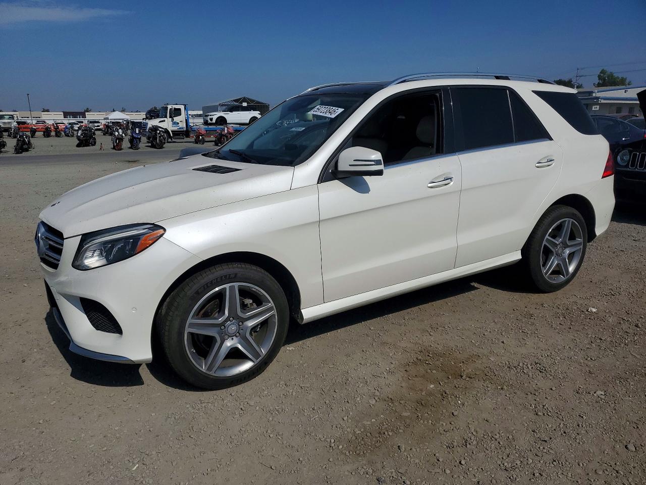 4JGDA5GB5GA633211 · 2016 MERCEDES-BENZ GLE
