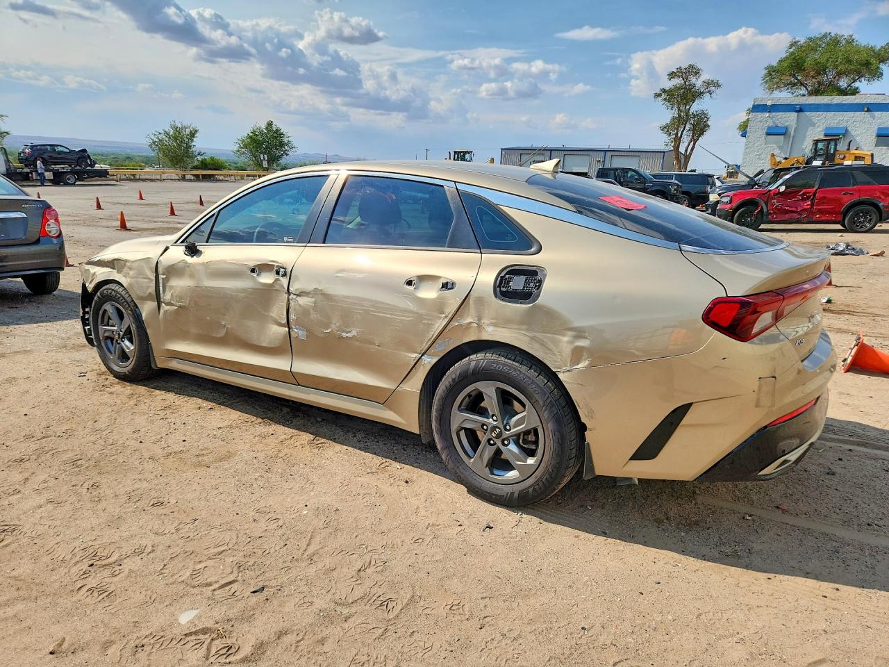 5XXG14J23MG035574 · 2021 KIA K5 · 2/12