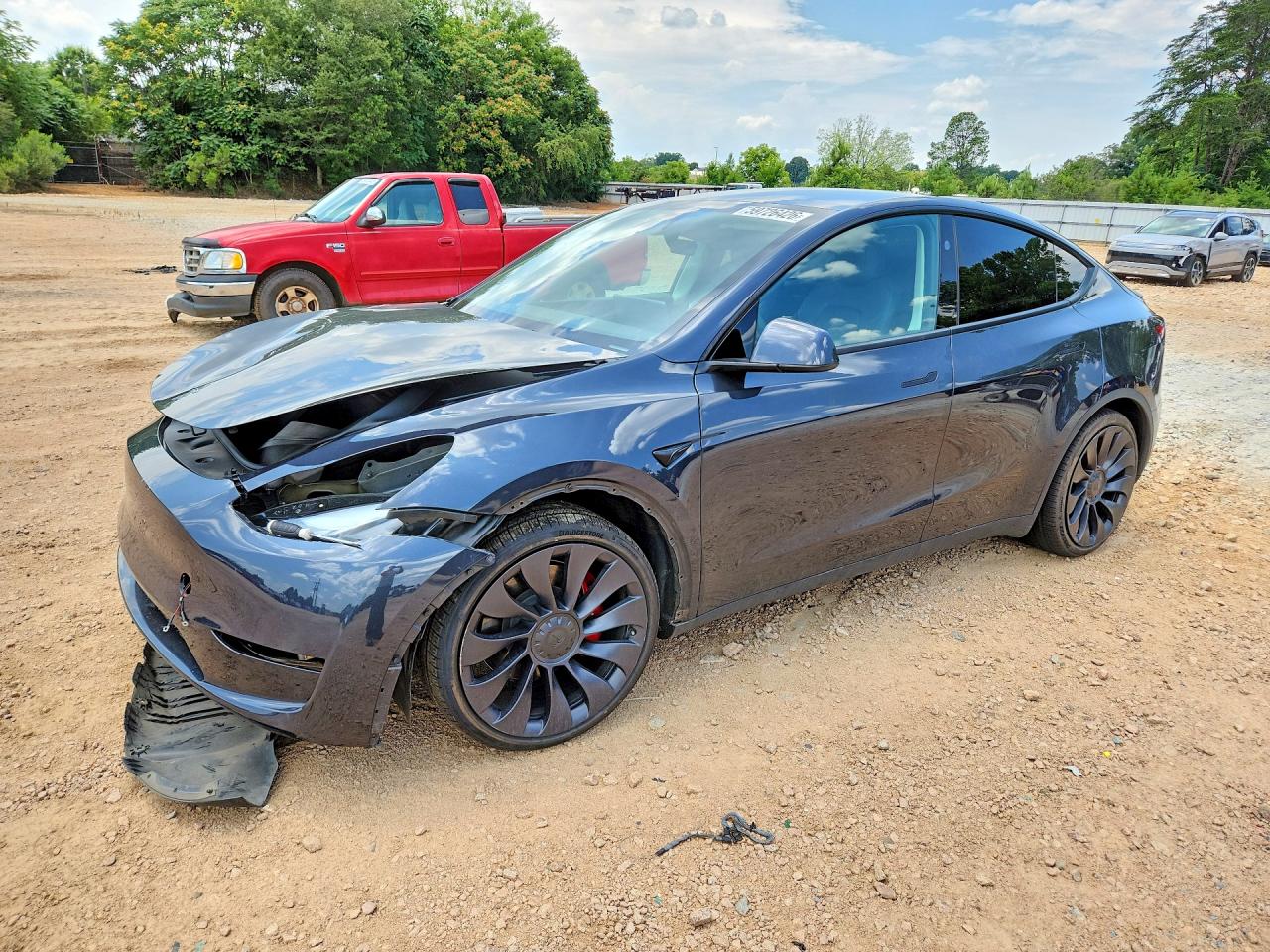7SAYGDEF9RF042073 · 2024 TESLA MODEL Y