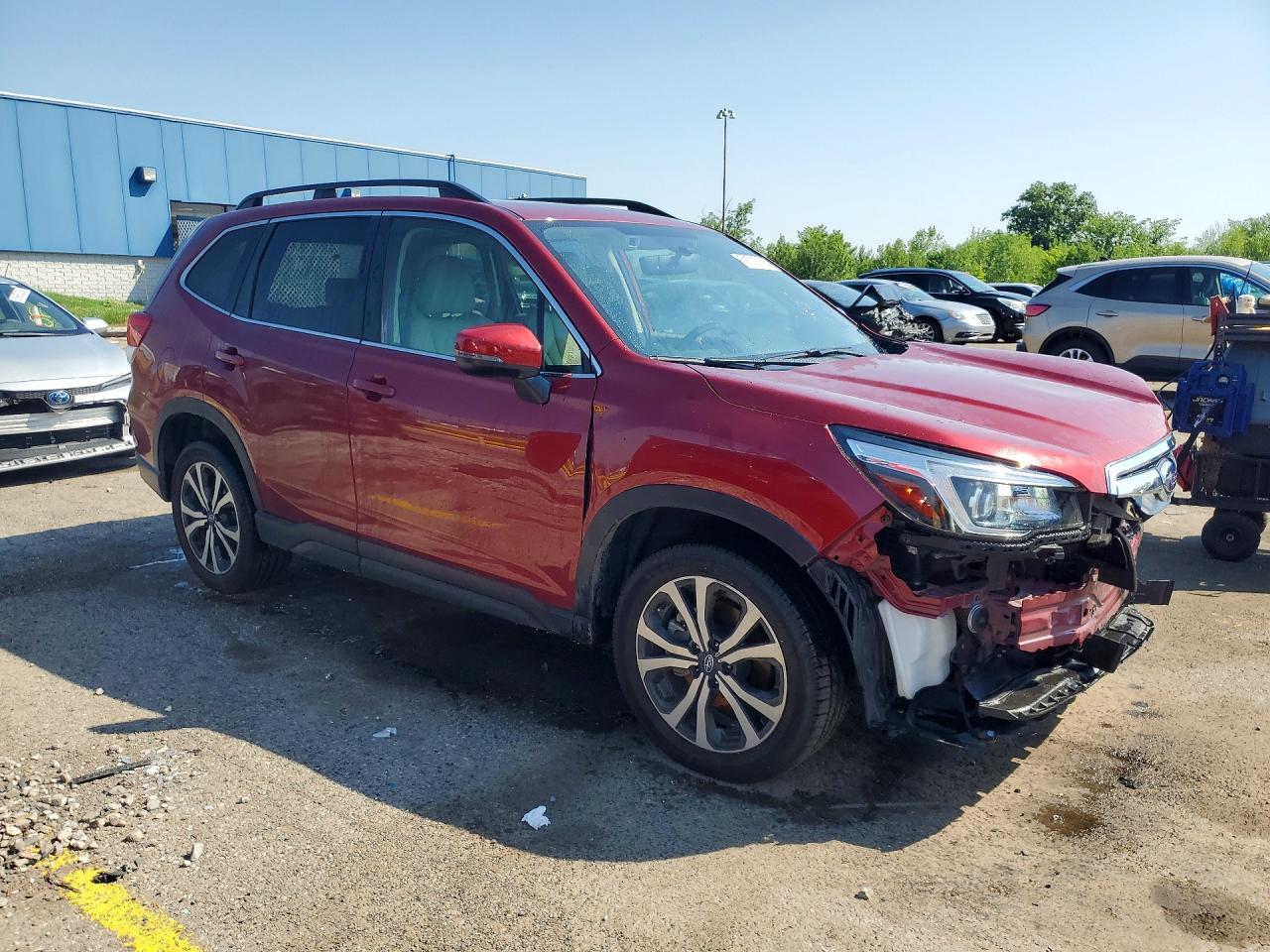 JF2SKAUC1KH423656 · 2019 SUBARU FORESTER · 4/13