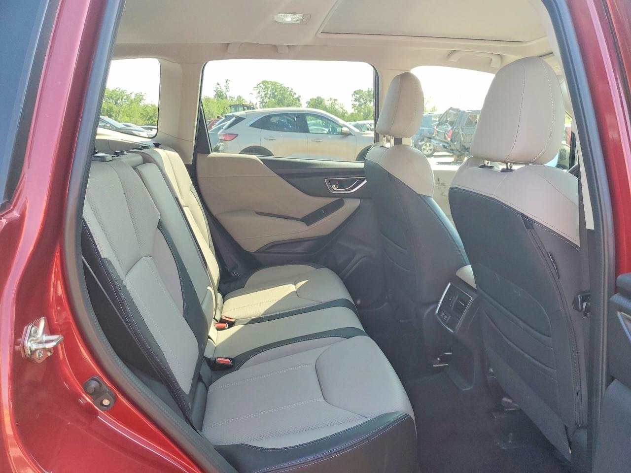 JF2SKAUC1KH423656 · 2019 SUBARU FORESTER · 11/13