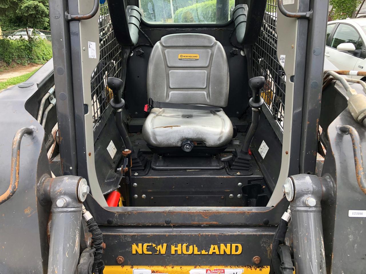 JAF0L320TPM452065 · 2023 NEW HOLLAND L230 · 6/15