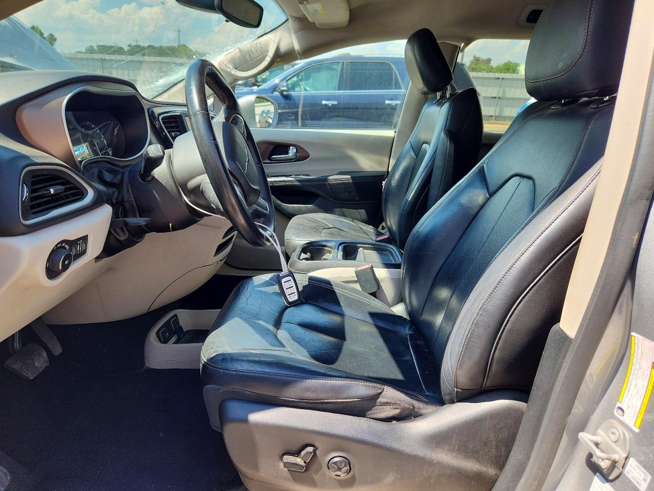 2C4RC1BG7JR290484 · 2018 CHRYSLER PACIFICA · 7/13
