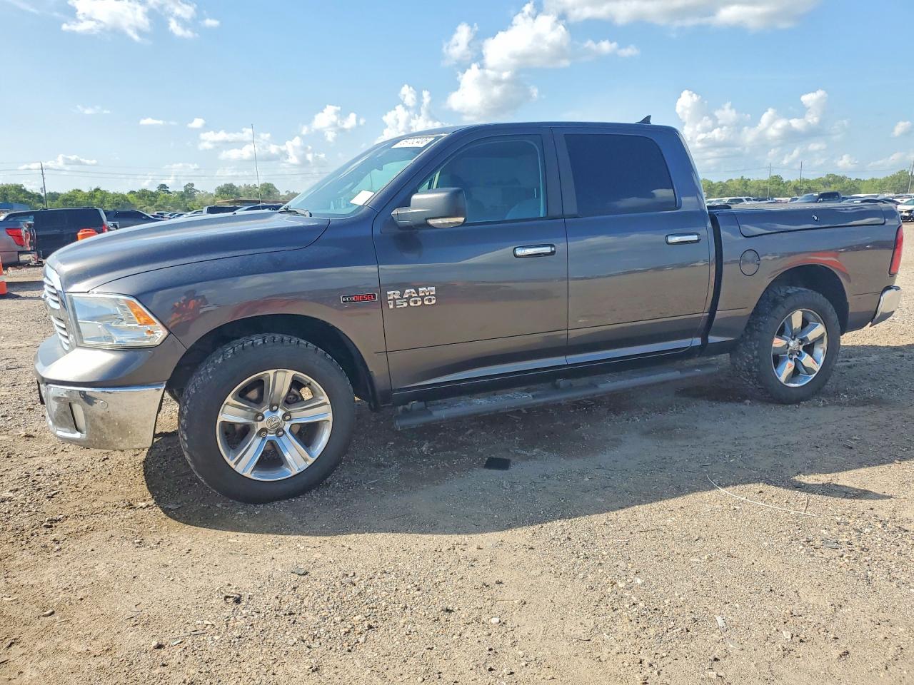 1C6RR6LM2HS614876 · 2017 RAM 1500