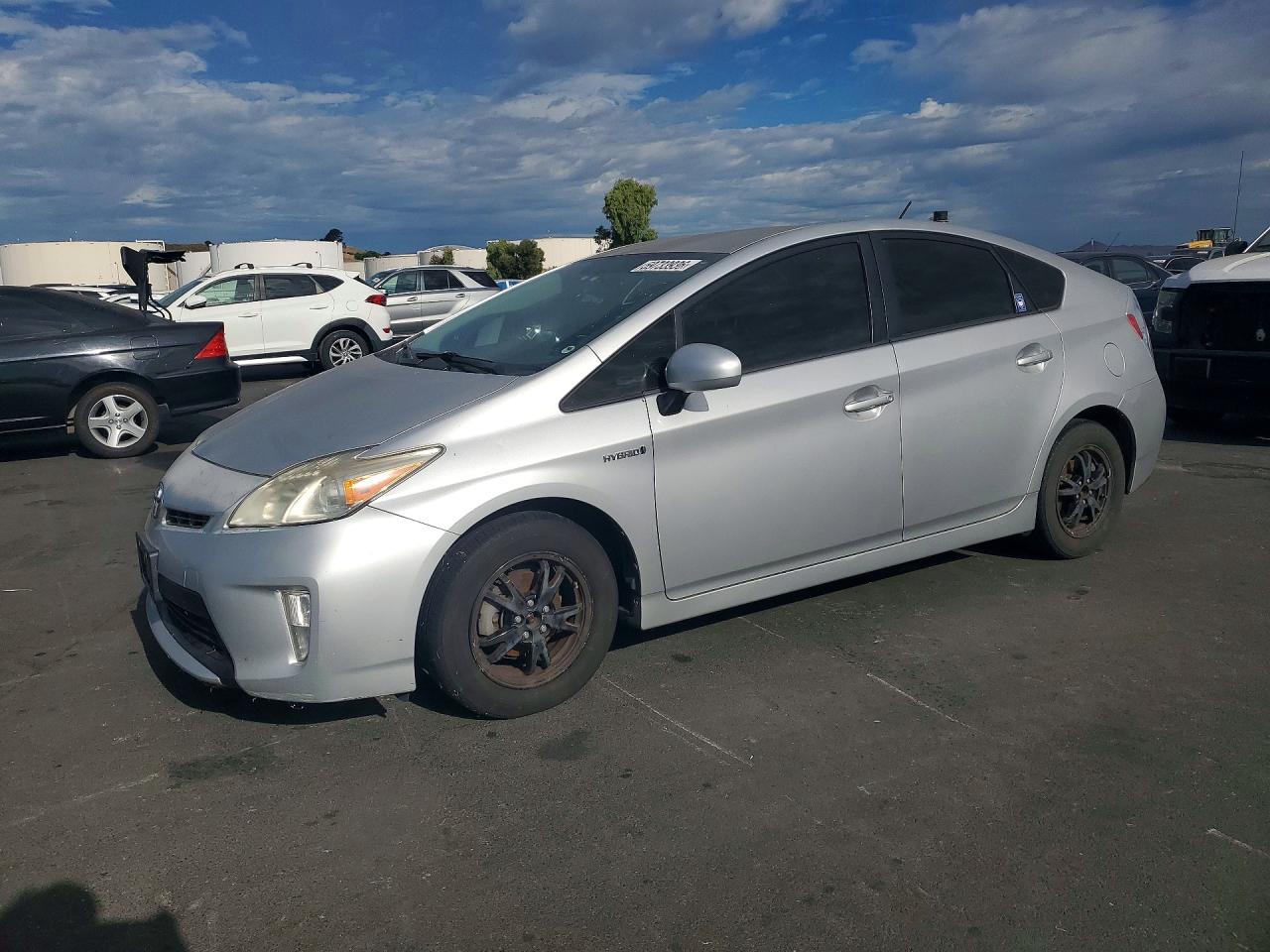 JTDKN3DU4D5586834 · 2013 TOYOTA PRIUS
