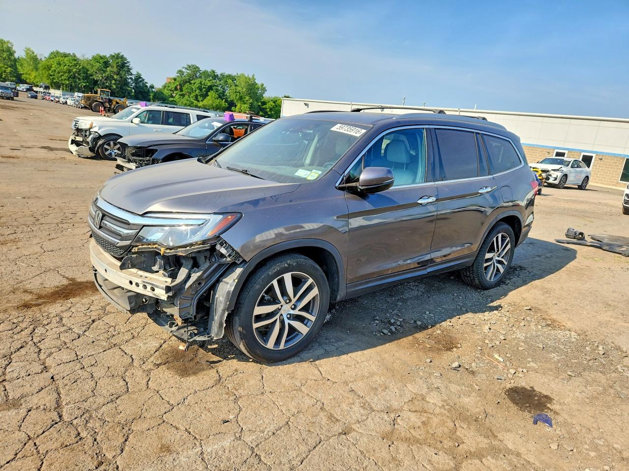 5FNYF6H90GB070164 · 2016 HONDA PILOT