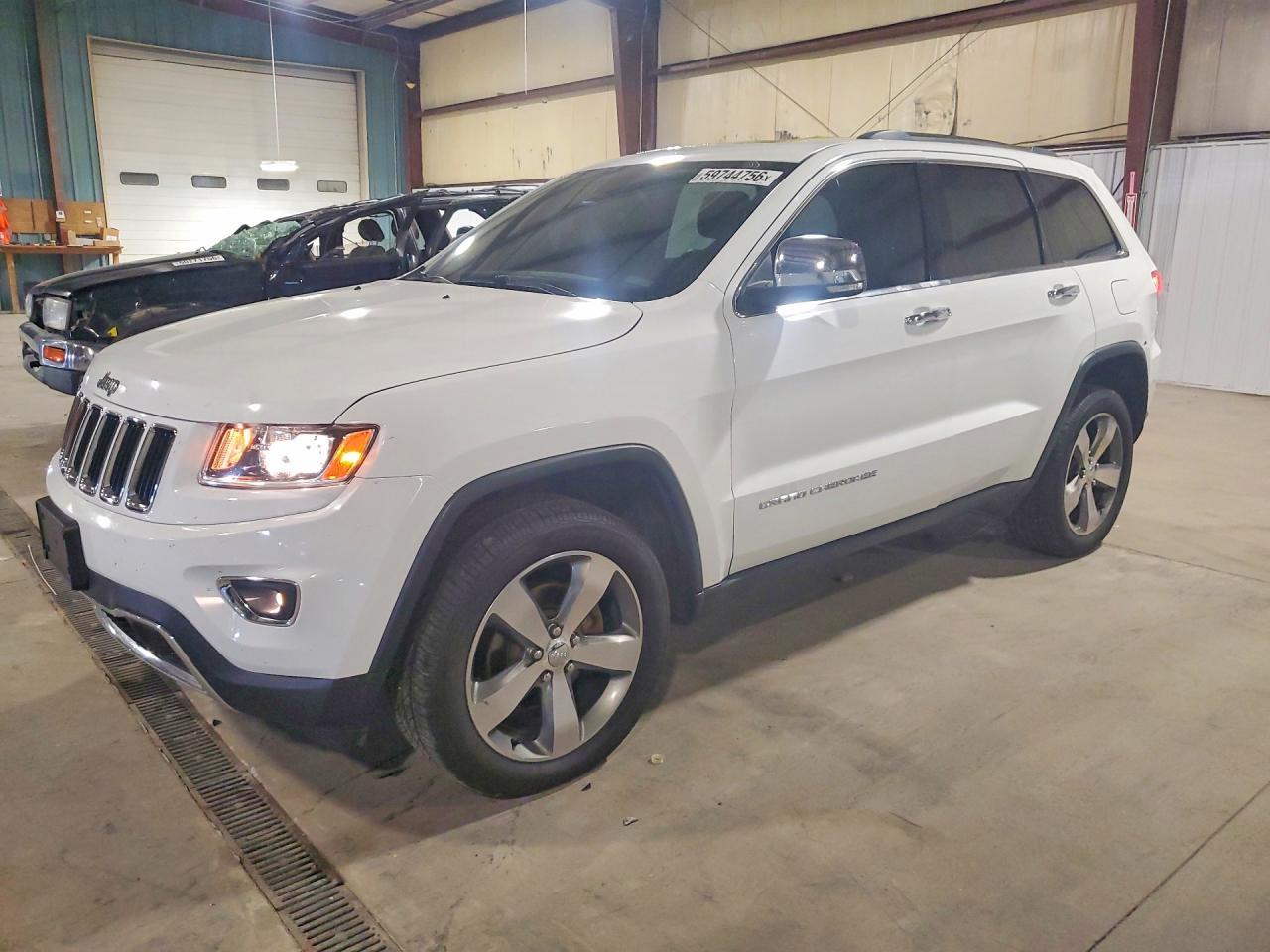 1C4RJFBG4FC172458 · 2015 JEEP GRAND CHEROKEE