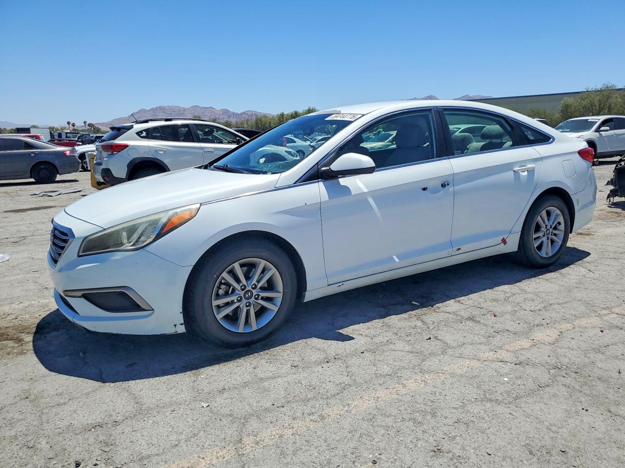 5NPE24AF0GH305327 · 2016 HYUNDAI SONATA