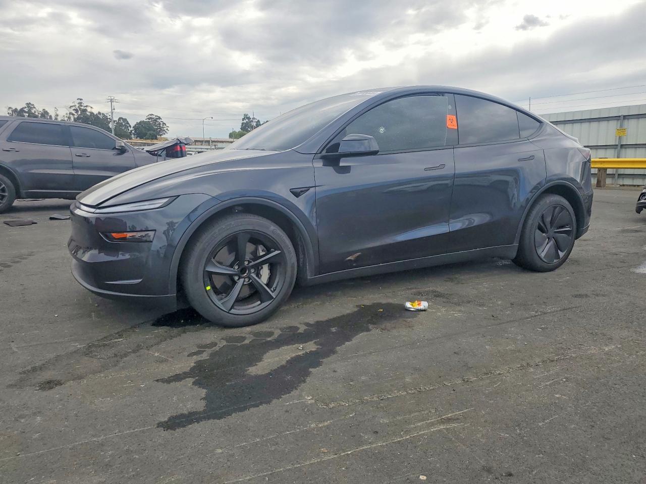 7SAYGDED4TF370345 · 2026 TESLA MODEL Y