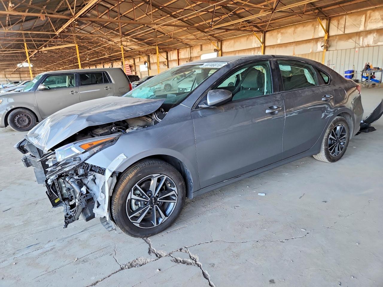 3KPF24AD8RE724732 · 2024 KIA FORTE
