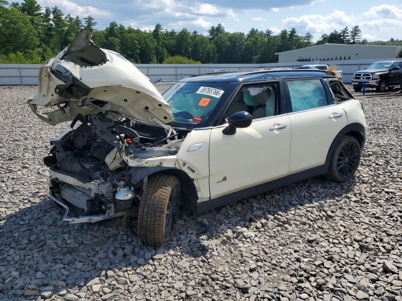 2017 MINI COOPER