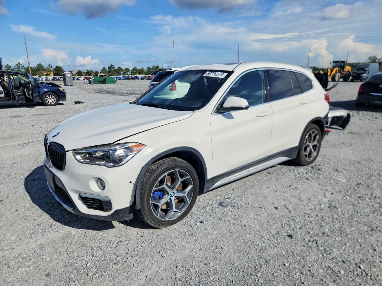 WBXHT3C3XH5F72182 · 2017 BMW X1