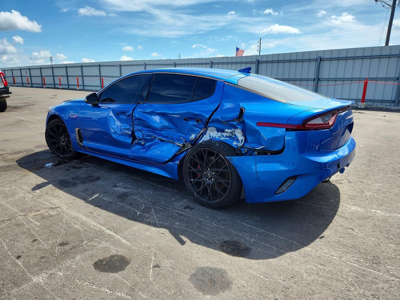 KNAE35LC7J6027644 · 2018 KIA STINGER · 2/13