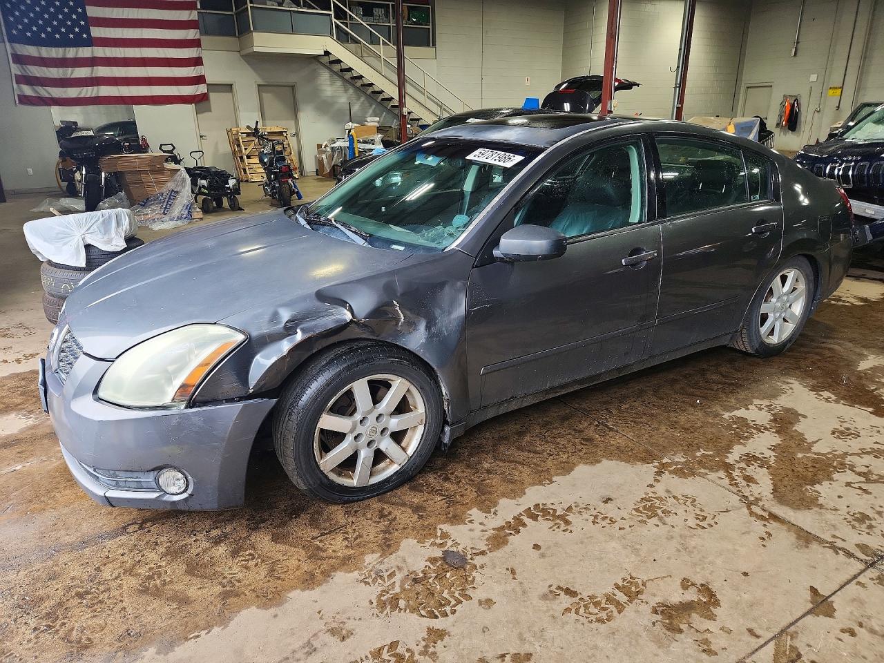 2004 NISSAN MAXIMA