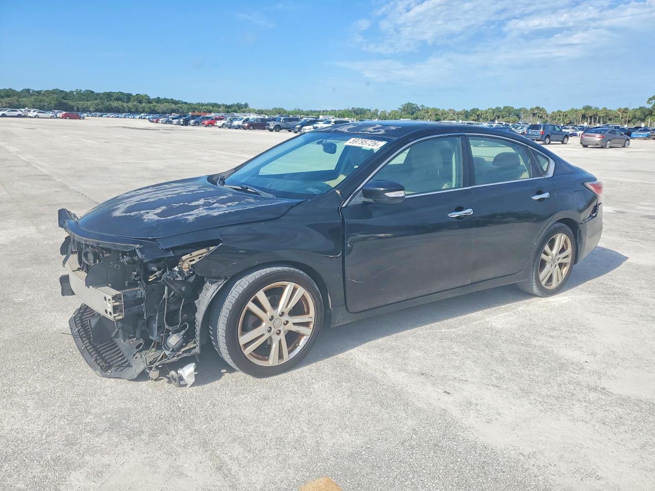 1N4BL3AP8FC461764 · 2015 NISSAN ALTIMA