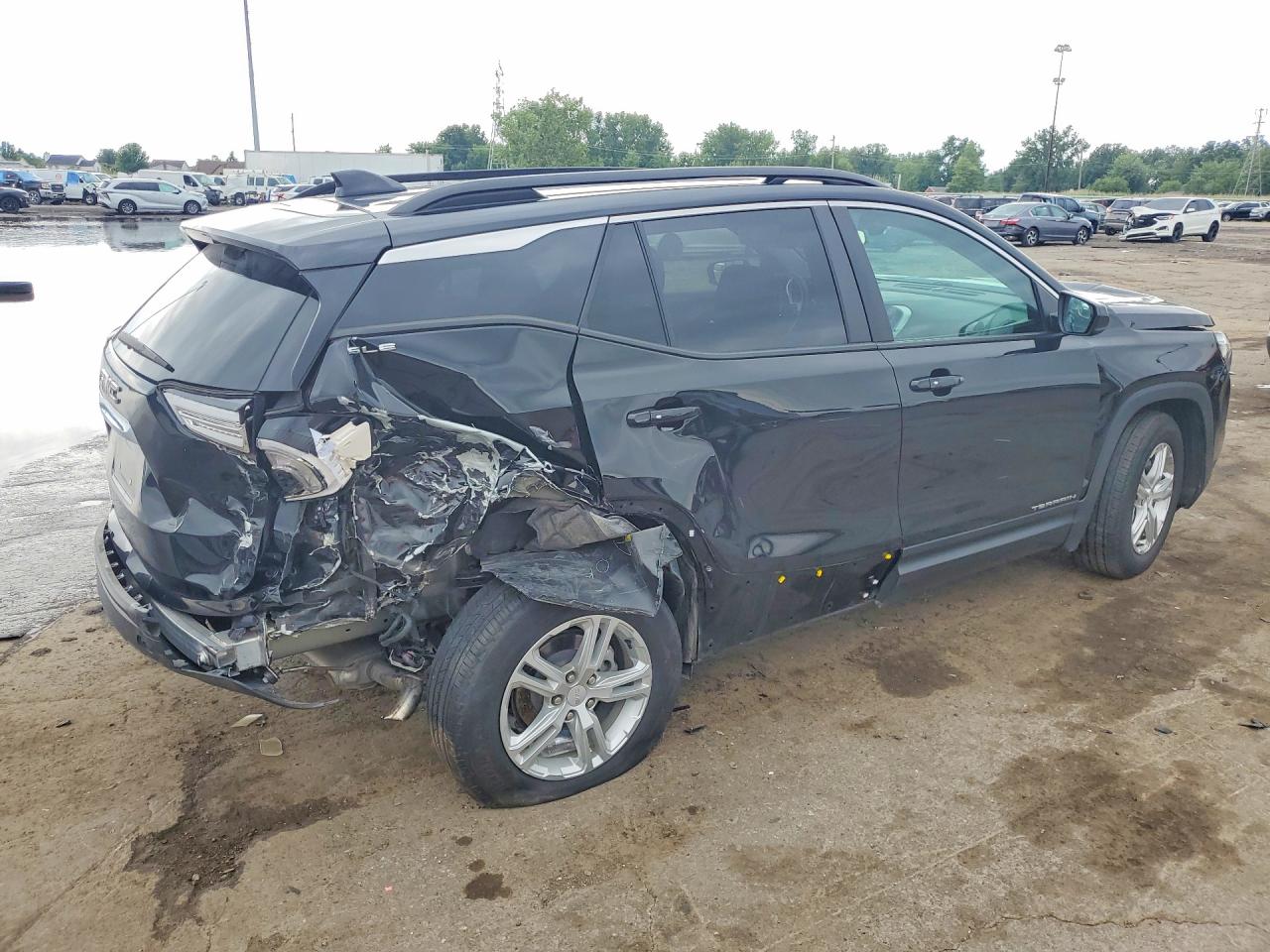 3GKALMEG0PL226243 · 2023 GMC TERRAIN · 3/13