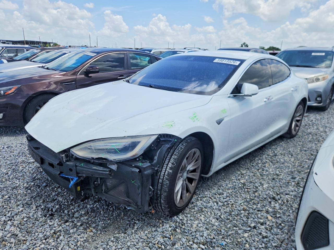 5YJSA1E16GF158948 · 2016 TESLA MODEL S