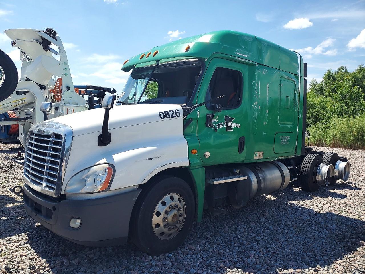 1FUJGLDR3JLJY7933 · 2018 FREIGHTLINER CASCADIA 125