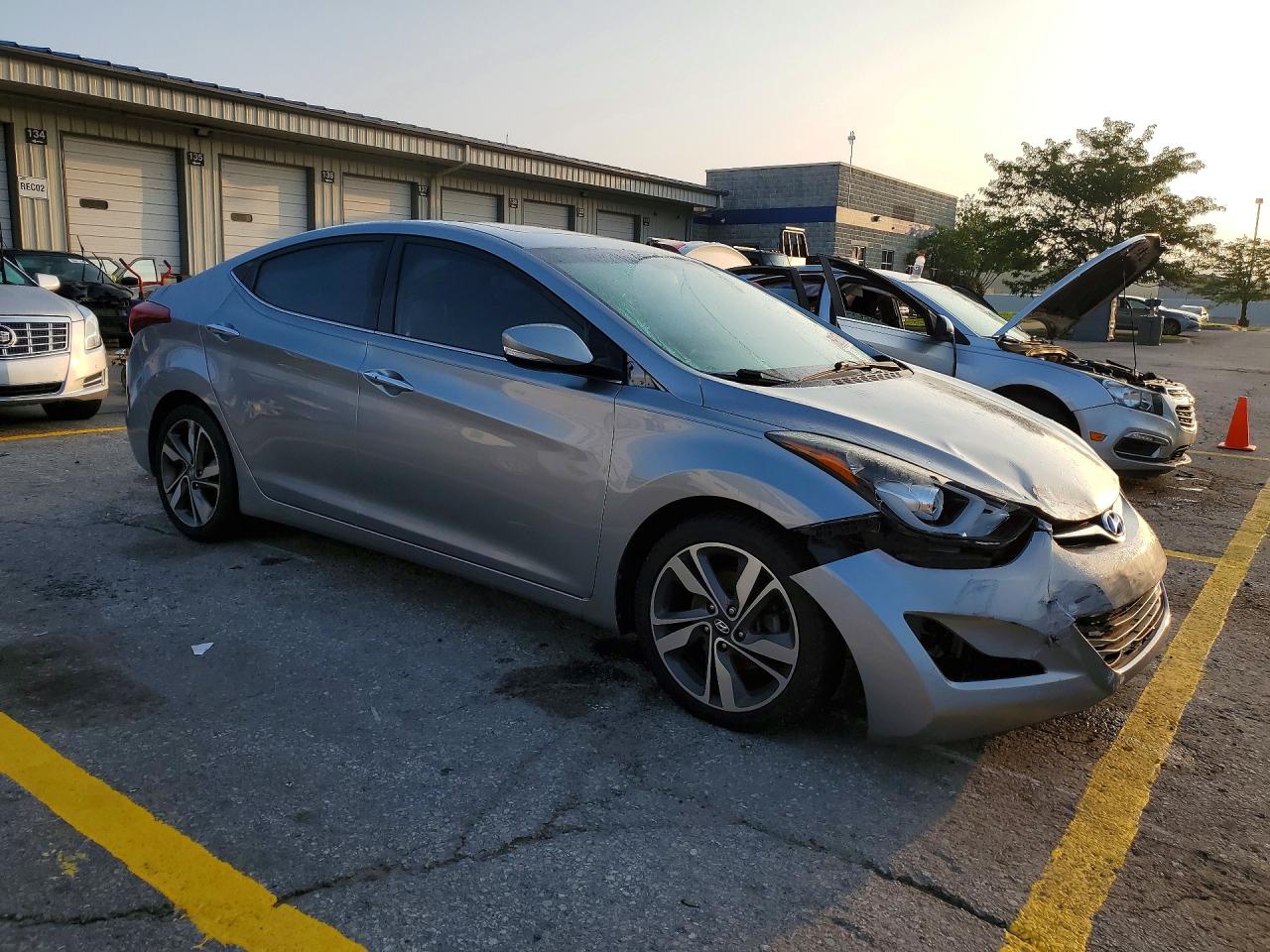 5NPDH4AEXFH559515 · 2015 HYUNDAI ELANTRA · 4/13