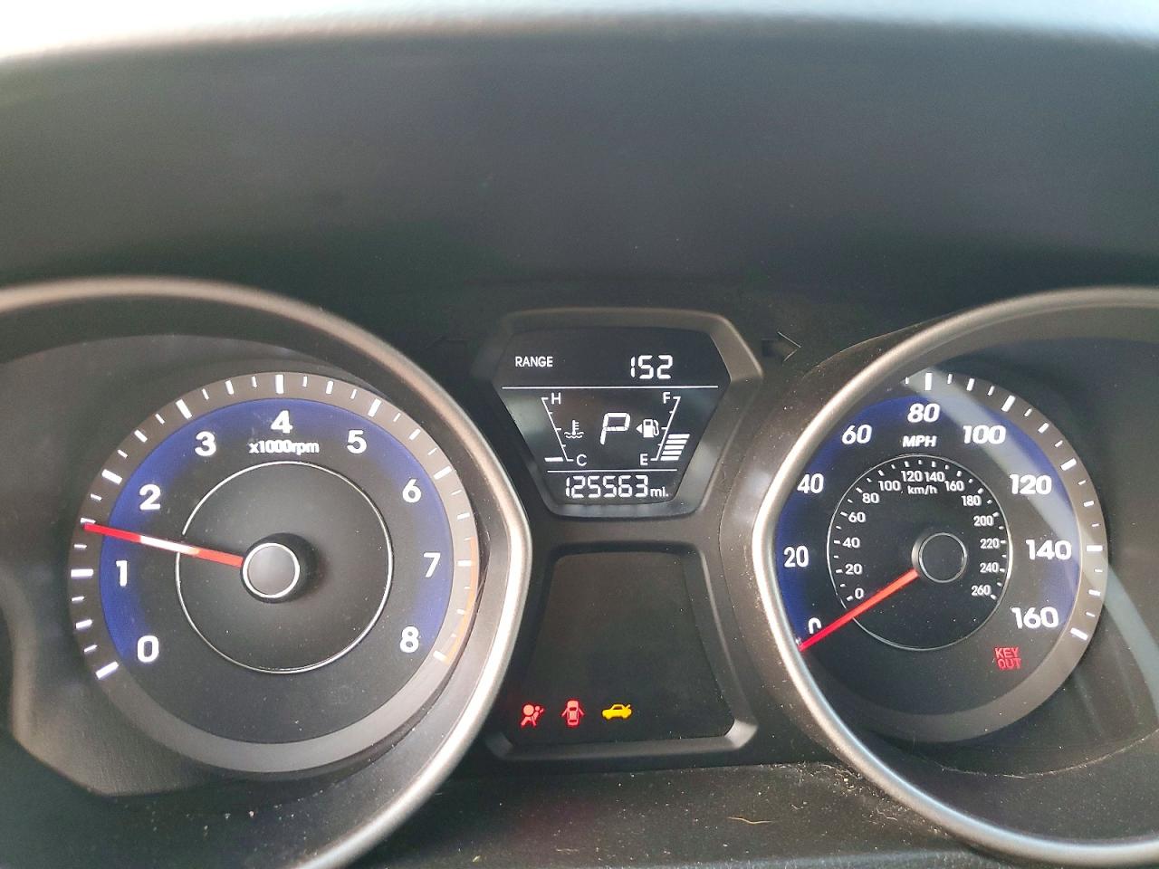 5NPDH4AEXFH559515 · 2015 HYUNDAI ELANTRA · 9/13