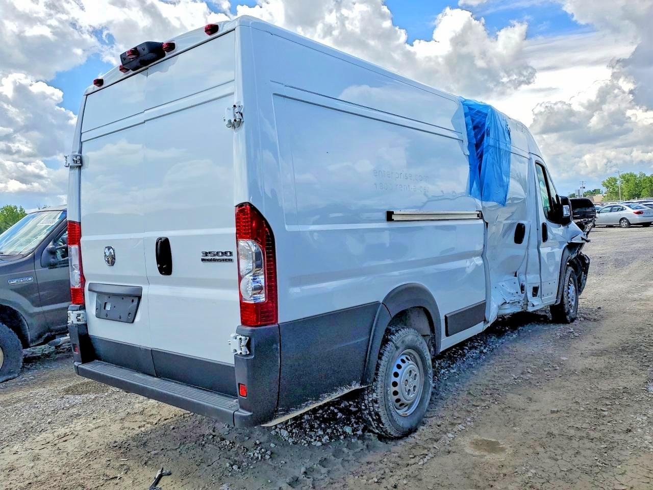 3C6MRVJG0SE504811 · 2025 RAM PROMASTER 3500 · 3/13