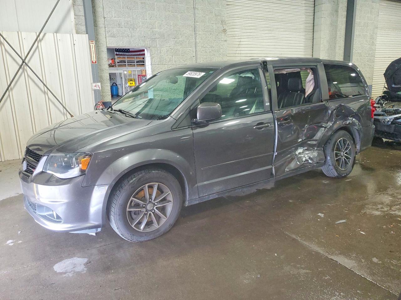 2C4RDGCG3FR737513 · 2015 DODGE GRAND CARAVAN