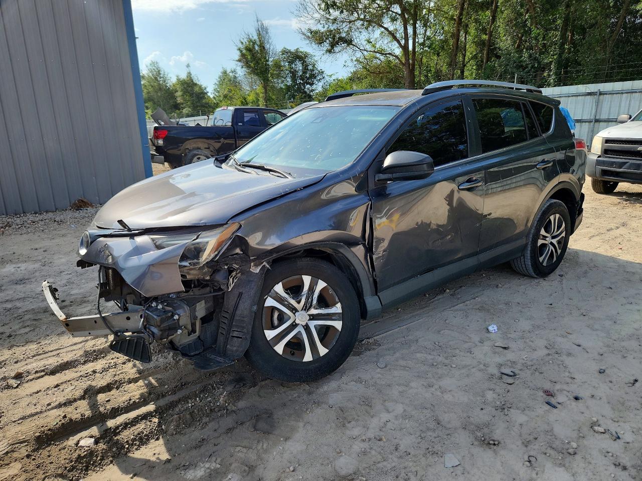 JTMZFREV7HJ709724 · 2017 TOYOTA RAV4