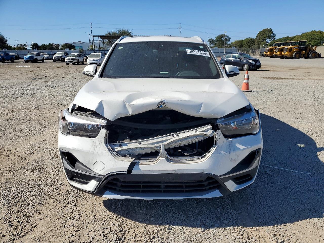 WBXJG7C00M5S27916 · 2021 BMW X1 · 5/13