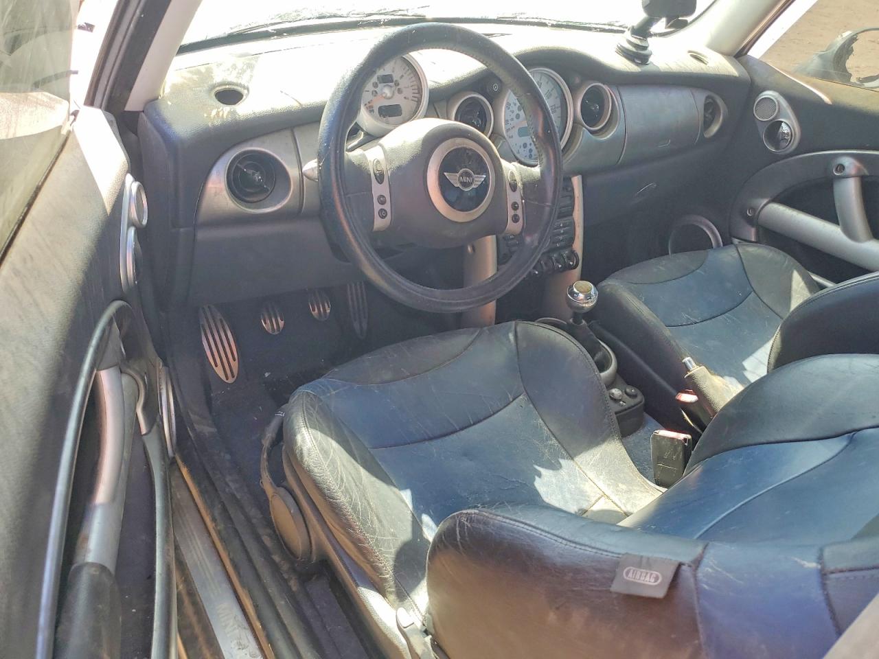 WMWRE33424TD76468 · 2004 MINI COOPER · 8/13