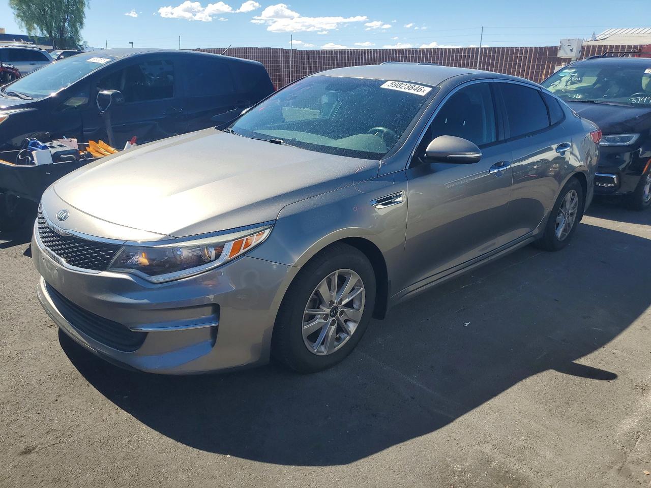 5XXGT4L33GG027303 · 2016 KIA OPTIMA