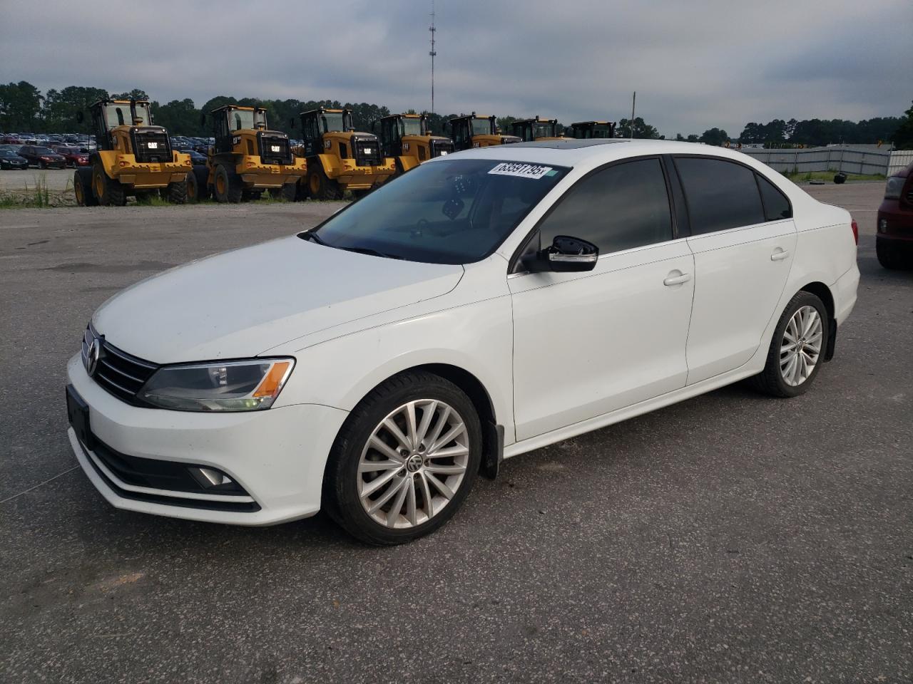 3VWD17AJXFM317429 · 2015 VOLKSWAGEN JETTA