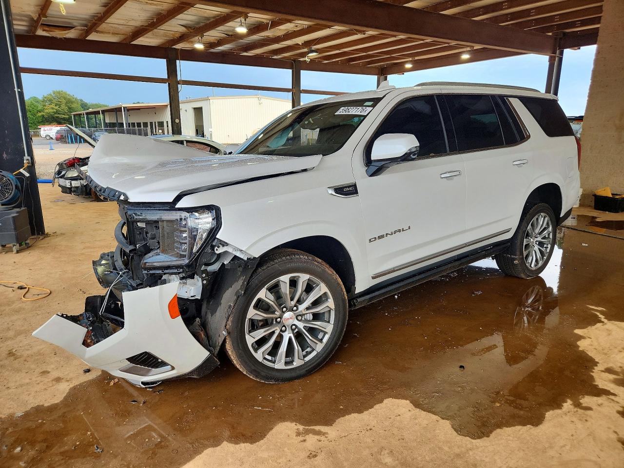 1GKS1DKL3MR126315 · 2021 GMC YUKON