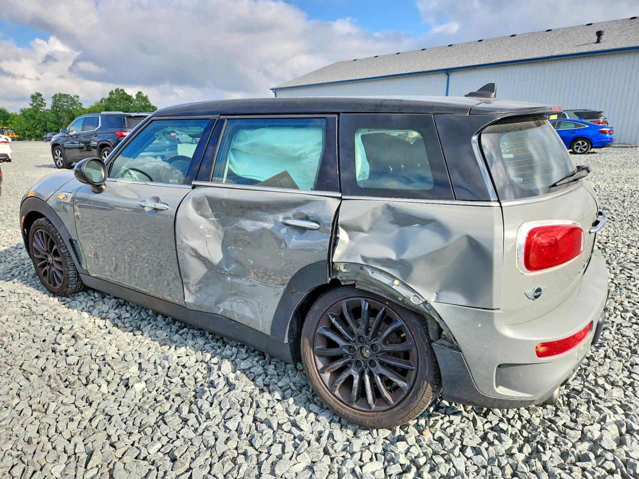 WMWLU5C35H2E84252 · 2017 MINI COOPER · 2/13