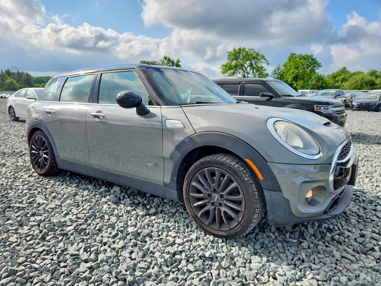 WMWLU5C35H2E84252 · 2017 MINI COOPER · 4/13