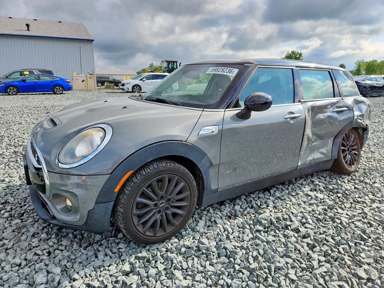 WMWLU5C35H2E84252 · 2017 MINI COOPER