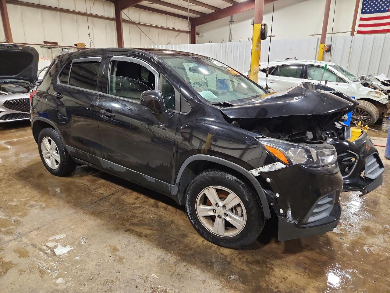 KL7CJKSB9LB038479 · 2020 CHEVROLET TRAX · 4/13